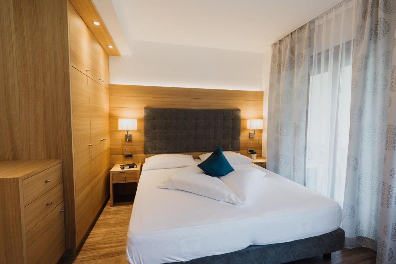 Residence Hirzer Lagundo Luaran gambar